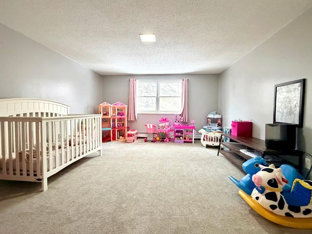 28308 Oliver Avenue, Worthington, MN 56187