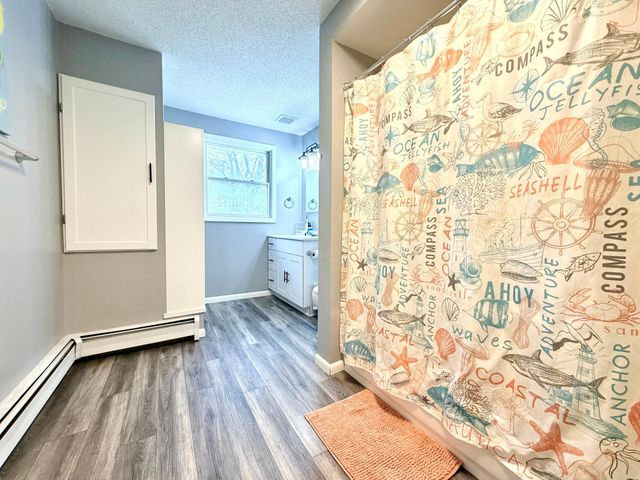 28308 Oliver Avenue, Worthington, MN 56187