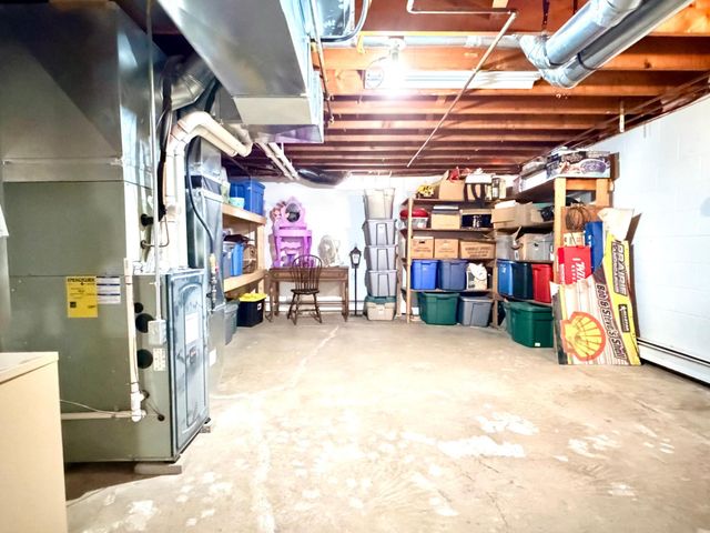 28308 Oliver Avenue, Worthington, MN 56187