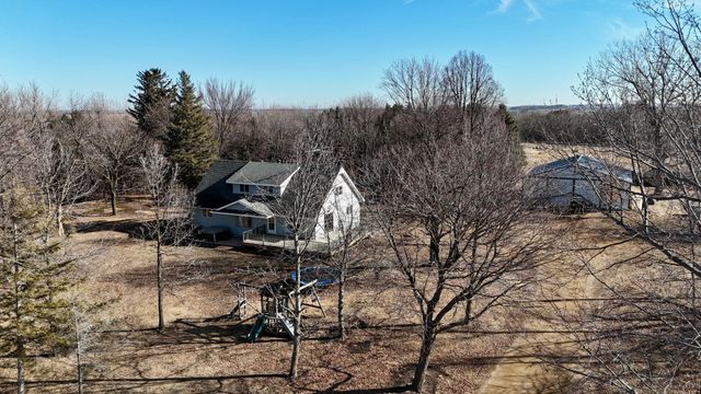 28308 Oliver Avenue, Worthington, MN 56187