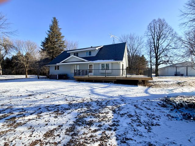 28308 Oliver Avenue, Worthington, MN 56187