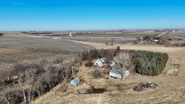 28308 Oliver Avenue, Worthington, MN 56187