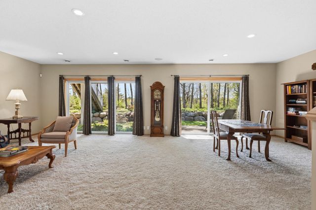 10123 Waterfront Drive, Woodbury, MN 55129