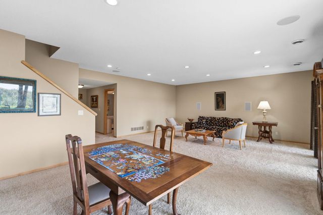 10123 Waterfront Drive, Woodbury, MN 55129