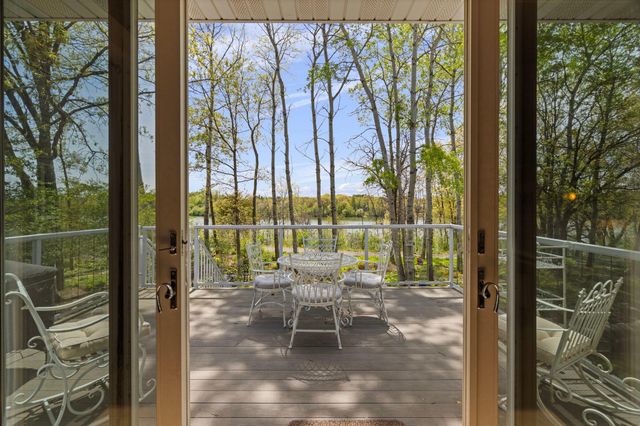 10123 Waterfront Drive, Woodbury, MN 55129