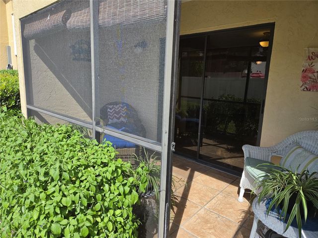 503 ALBEE FARM ROAD B15, Venice, FL 34285