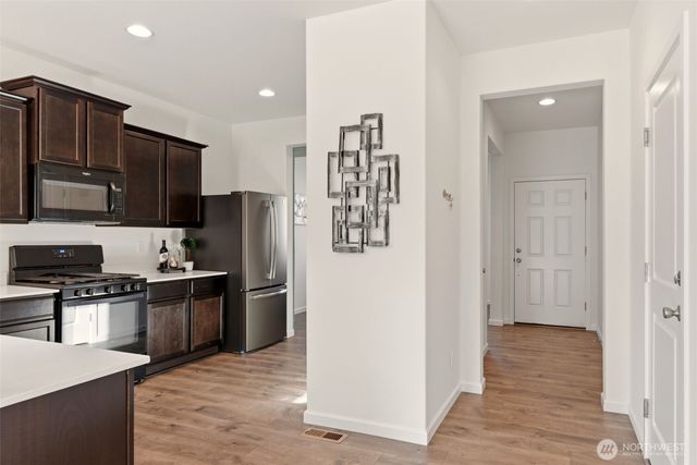 11222 191st Street Ct E, Puyallup, WA 98374