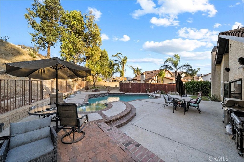 28083 Valcour Drive, Canyon Country, CA 91387 — photo 5