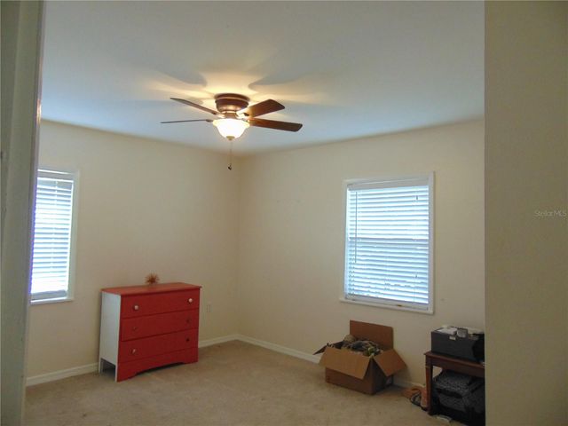 3215 W HARTNETT AVENUE, Tampa, FL 33611