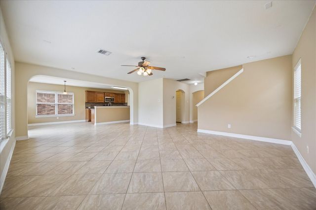 10108 Hidden Creek Falls Ln, Brookshire, TX 77423