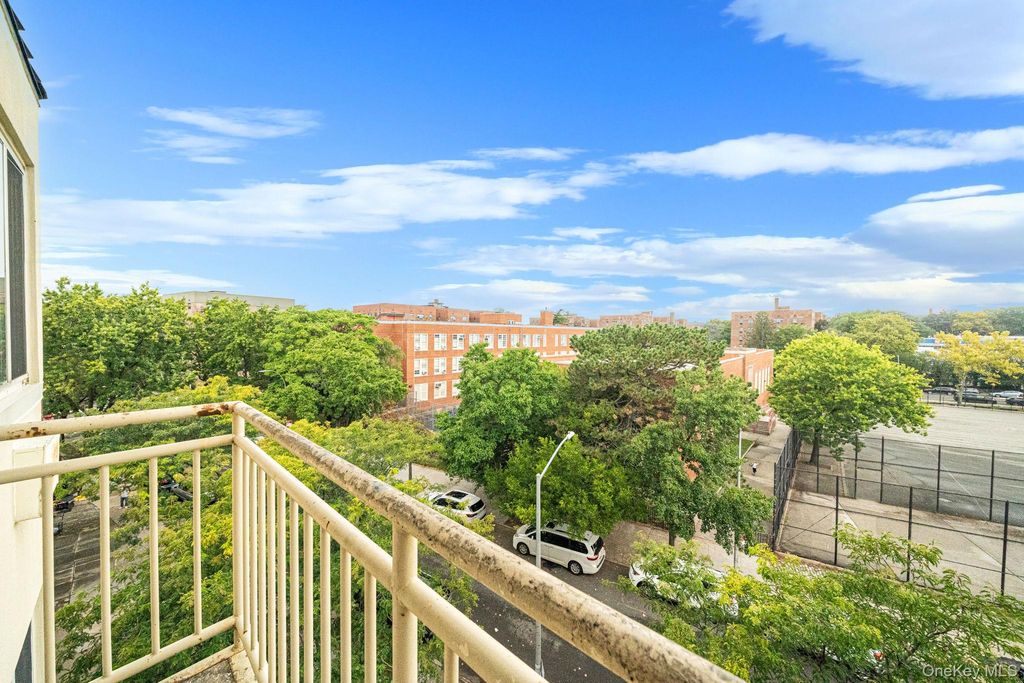 14024 31st Drive 4C, Flushing, NY 11354 — photo 5
