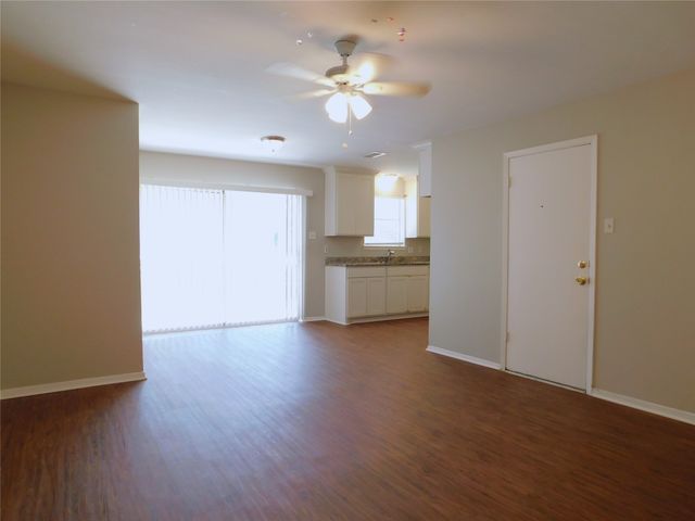 217 Mockingbird Lane, Denton, TX 76209