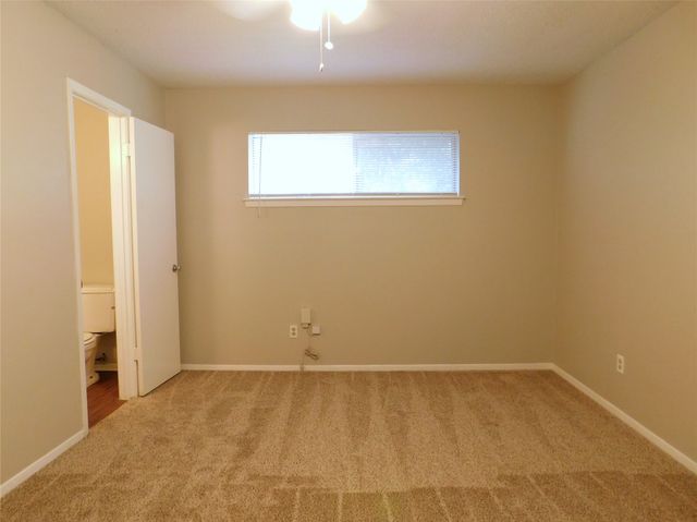 217 Mockingbird Lane, Denton, TX 76209