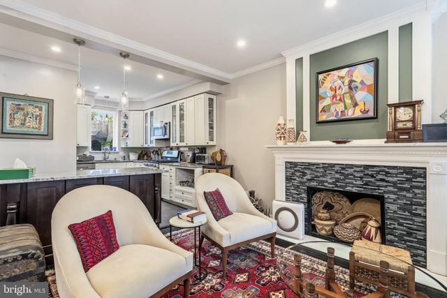 646 D ST NE, Washington, DC 20002