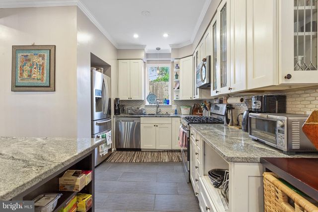 646 D ST NE, Washington, DC 20002
