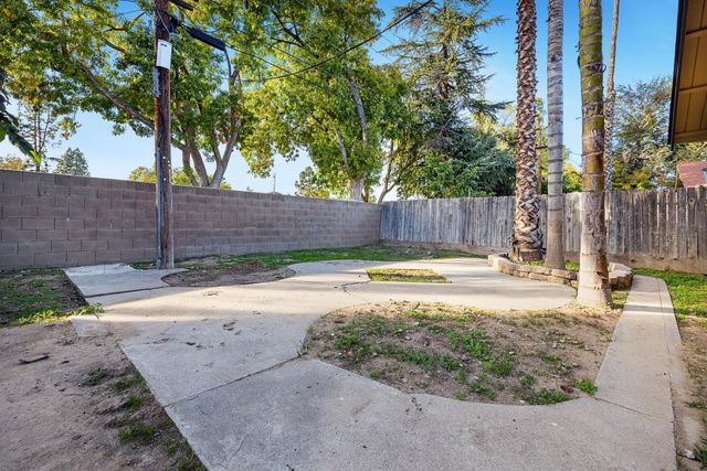 4315 N Pleasant Avenue, Fresno, CA 93705