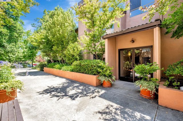 39199 Guardino Drive 179, Fremont, CA 94538