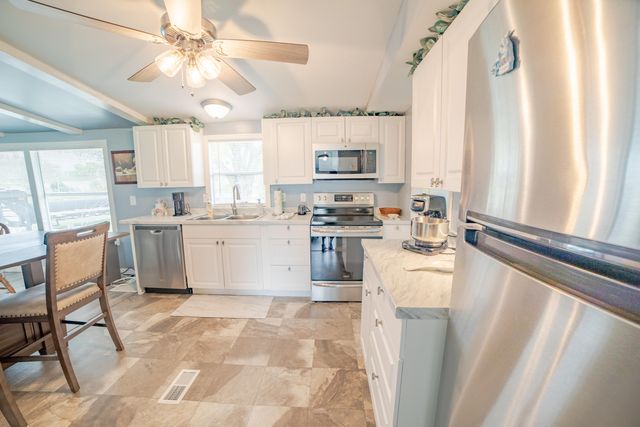 2027 SE 27th Street, Okeechobee, FL 34974