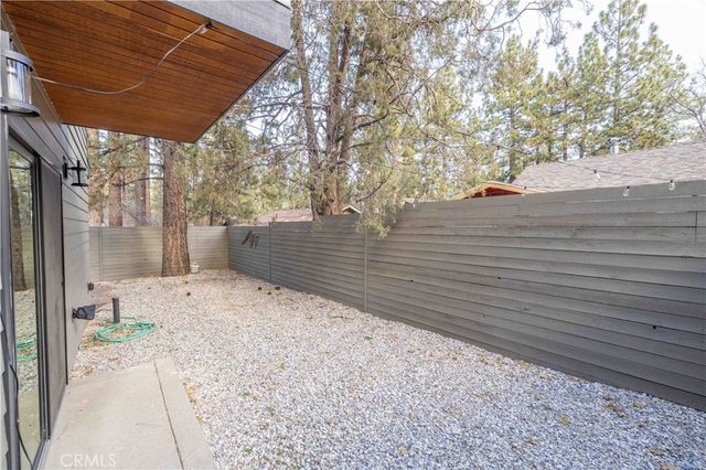 259 Victoria, Sugarloaf, CA 92386
