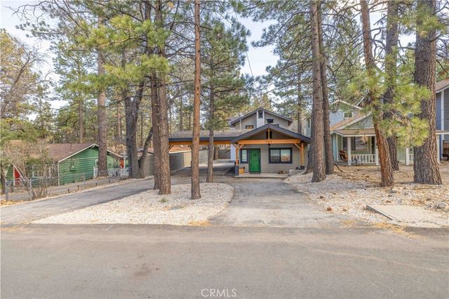 259 Victoria, Sugarloaf, CA 92386