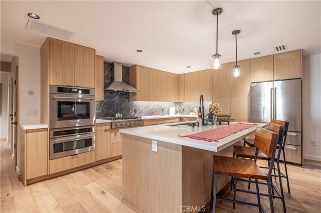 259 Victoria, Sugarloaf, CA 92386