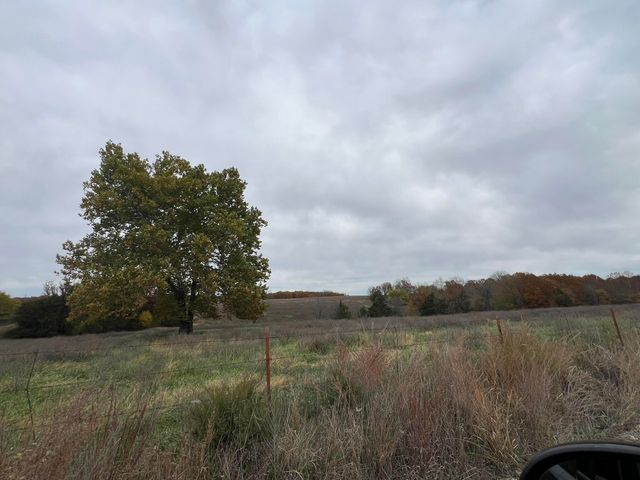 308 State Highway H, Elkland, MO 65644