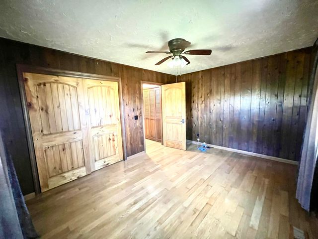 308 State Highway H, Elkland, MO 65644