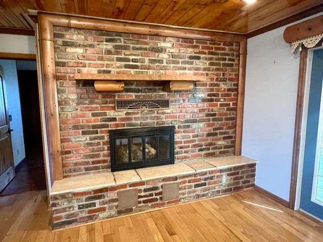 308 State Highway H, Elkland, MO 65644