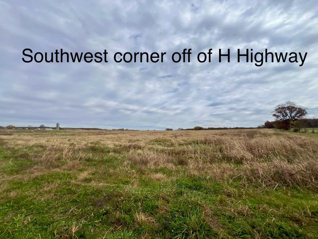 308 State Highway H, Elkland, MO 65644