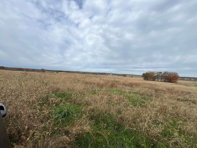 308 State Highway H, Elkland, MO 65644