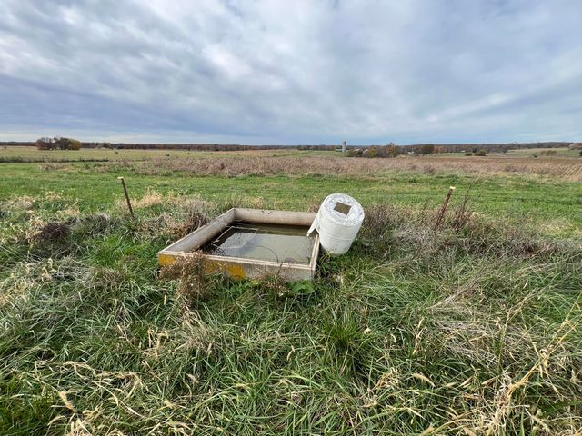 308 State Highway H, Elkland, MO 65644