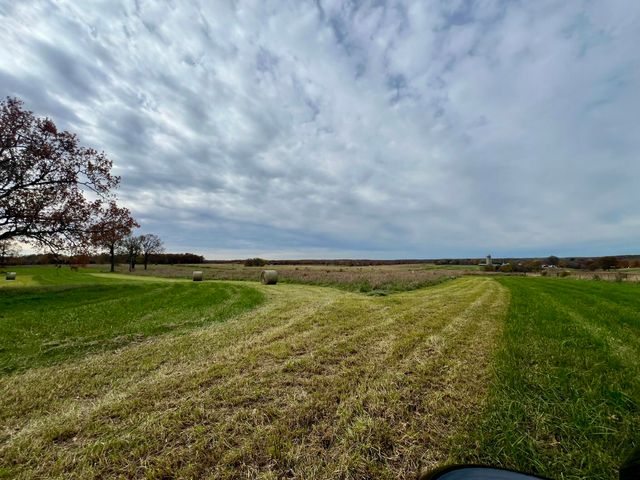 308 State Highway H, Elkland, MO 65644