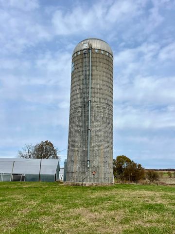 308 State Highway H, Elkland, MO 65644