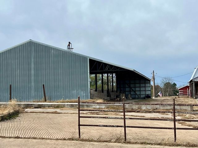 308 State Highway H, Elkland, MO 65644