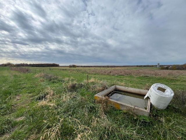 308 State Highway H, Elkland, MO 65644