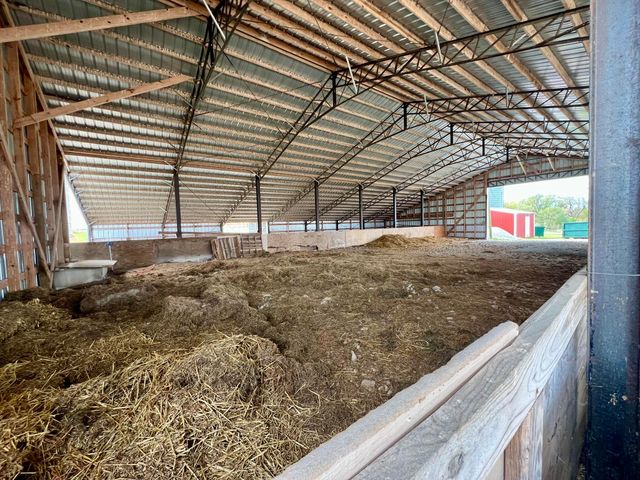 308 State Highway H, Elkland, MO 65644