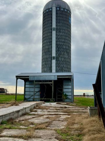 308 State Highway H, Elkland, MO 65644