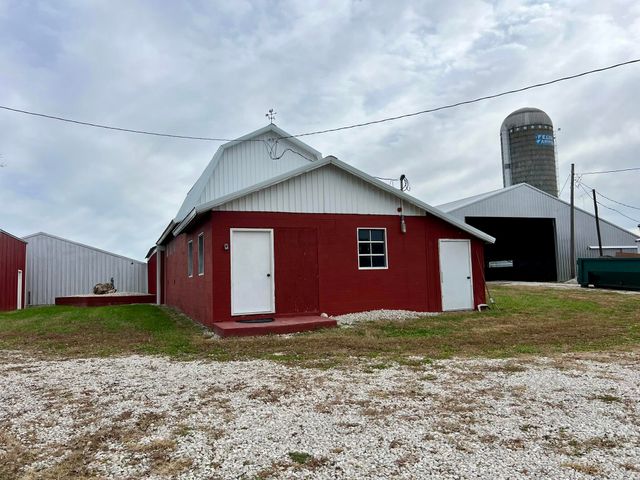308 State Highway H, Elkland, MO 65644
