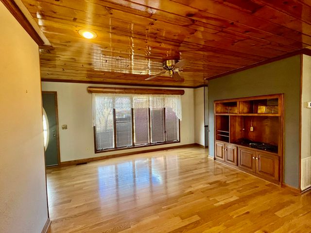 308 State Highway H, Elkland, MO 65644