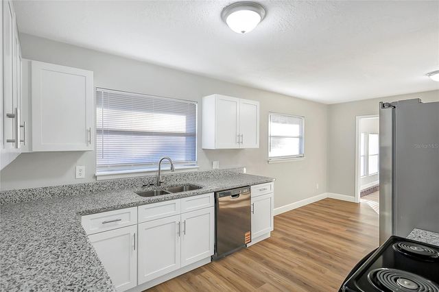 3418 SE 13TH PLACE, Ocala, FL 34471