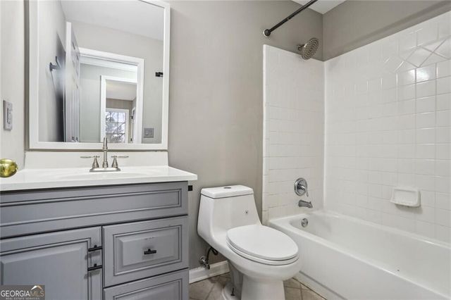 2120 Sweetbirch Trail, Lawrenceville, GA 30044