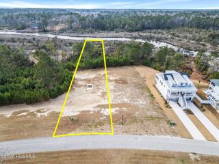 260 Kings Creek Crossing, Holly Ridge, NC 28445