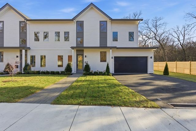 82 Louise Rd 82, Newton, MA 02467