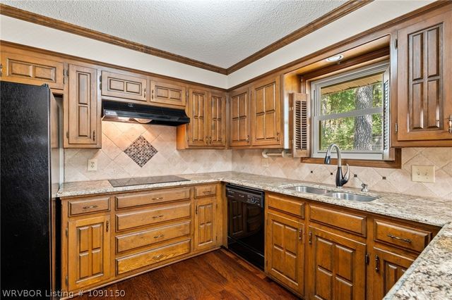 1311 Weeks Lane, Fort Smith, AR 72903