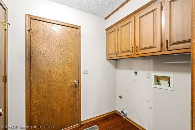 1311 Weeks Lane, Fort Smith, AR 72903