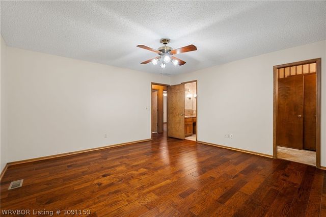 1311 Weeks Lane, Fort Smith, AR 72903