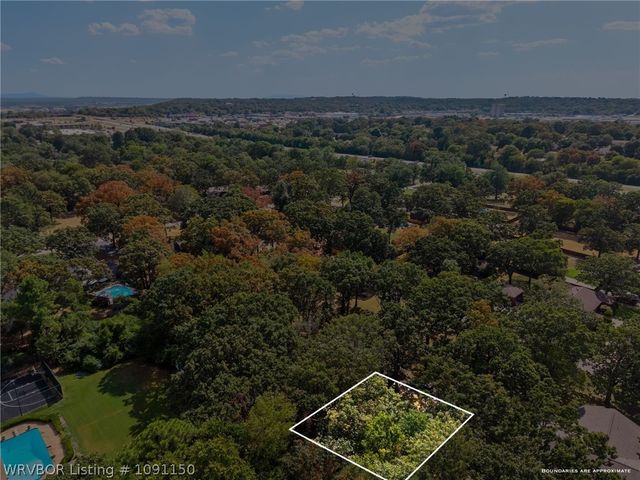 1311 Weeks Lane, Fort Smith, AR 72903
