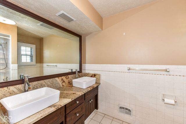 5319 Brendonridge Road, Indianapolis, IN 46226