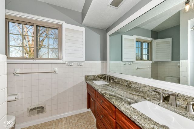 5319 Brendonridge Road, Indianapolis, IN 46226