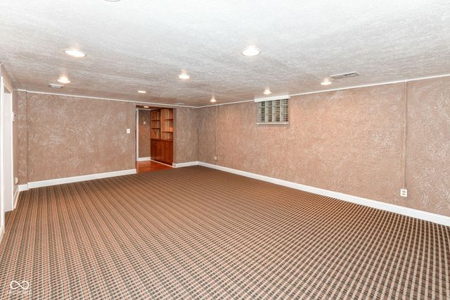 5319 Brendonridge Road, Indianapolis, IN 46226